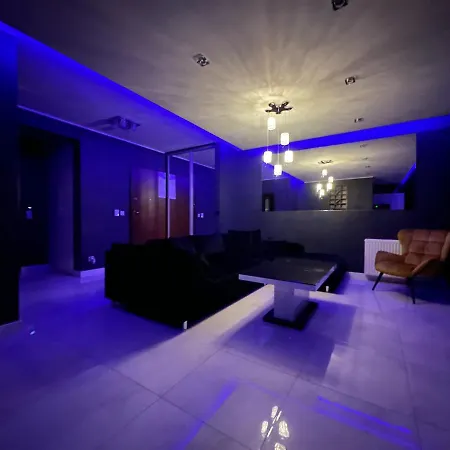 Luxury Z Duzym Tarasem - Park Apartmán