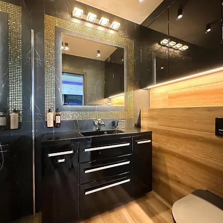 Luxury Z Duzym Tarasem - Park Познань