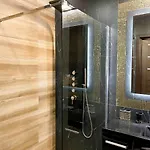 Luxury Z Duzym Tarasem - Park Apartment Poznan