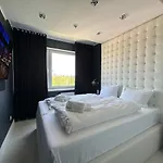 Luxury Z Duzym Tarasem - Park