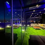 아파트 Luxury Z Duzym Tarasem - Park