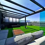 Luxury Z Duzym Tarasem - Park 아파트 *