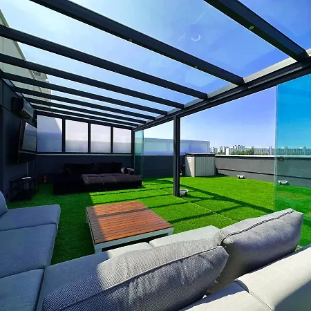 Luxury Z Duzym Tarasem - Park Apartmán *