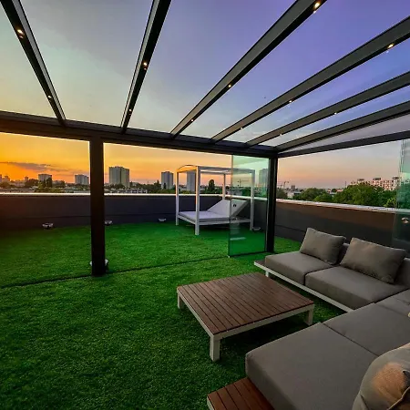 Luxury Z Duzym Tarasem - Park Apartment Poznan